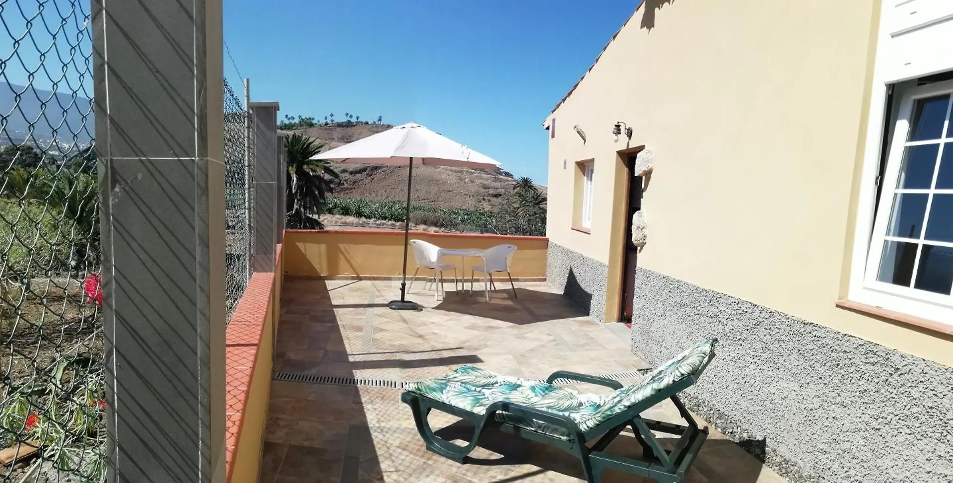 Finca Las Tapias, Casa Don Juan La Paz  بيت للعطل